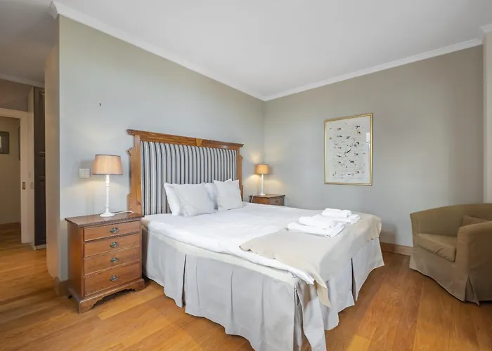 Botanica - By Wehost Funchal (Madeira)