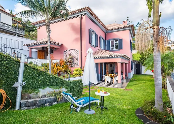 Botanica - By Wehost * Funchal (Madeira)